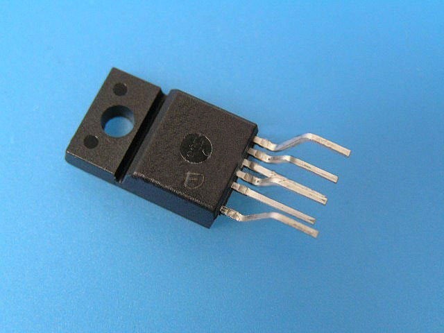 ICE3BR1065JF - Výkonový obvod impulsního zdroje