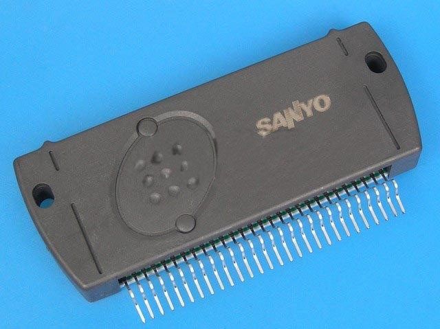 STK428-640 - Výkonný koncový stupeň třídy D