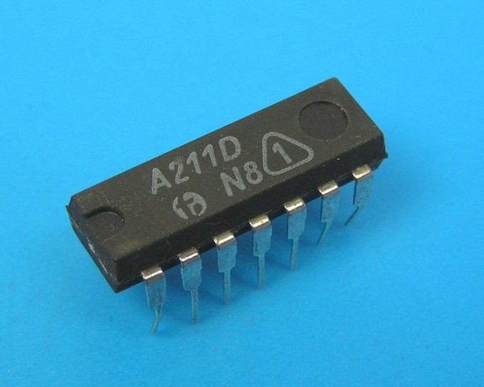 A211D DIL14 - Integrovaný obvod 18V 1,5A 1W