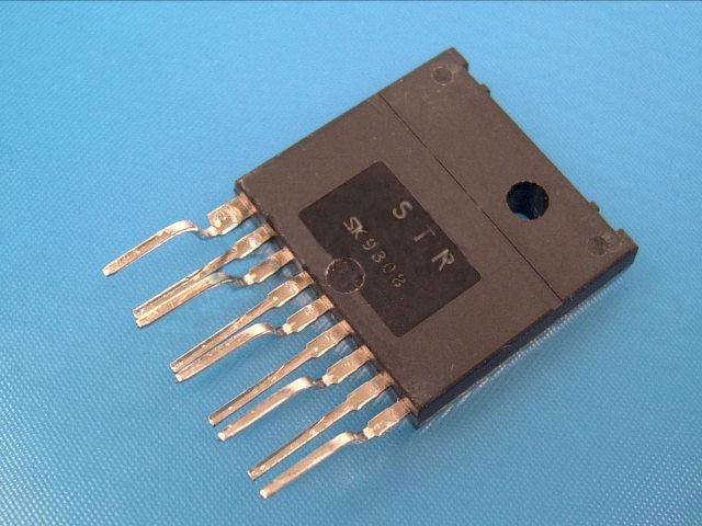 STRS6309 - Výkonový obvod impulsního zdroje