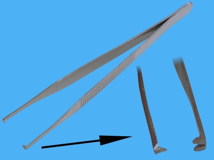 Chirurgická pinzeta 120mm plochá s protahovacím zoubkem