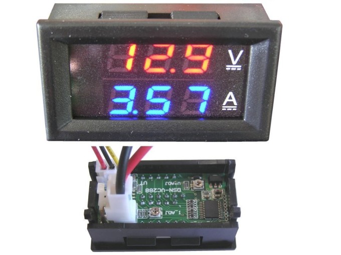 Digitální panelové měřidlo 0-100V, 0-10A, napájení 5-30V