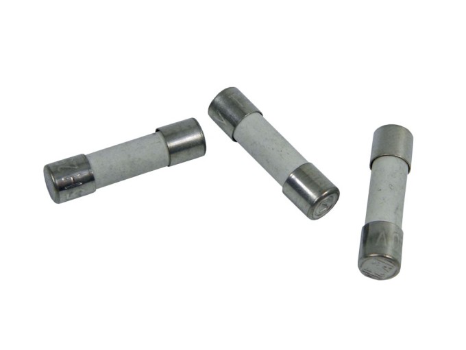 Pojistka T 16A 250V 5x20mm Keramická