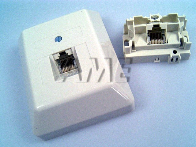 ISDN Zásuvka 8 (8) AP pro jednoduchou vrchní montáž