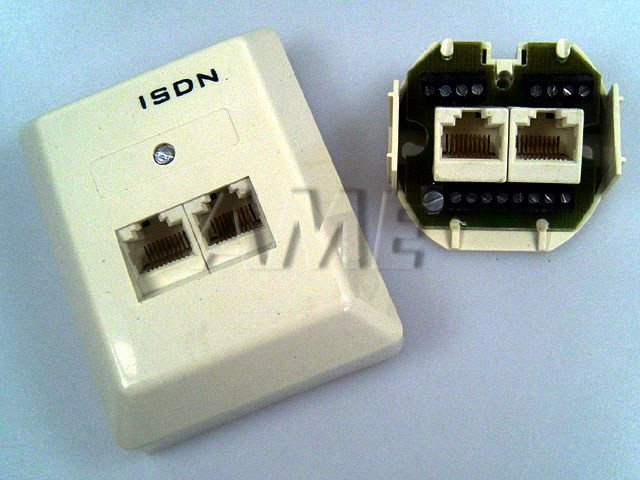 ISDN Zásuvka 2x8 (8) AP Dvojitá Vrchní Montáž