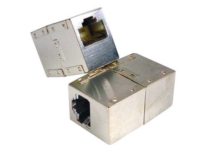 Kovová redukce RJ45 8pin stíněná