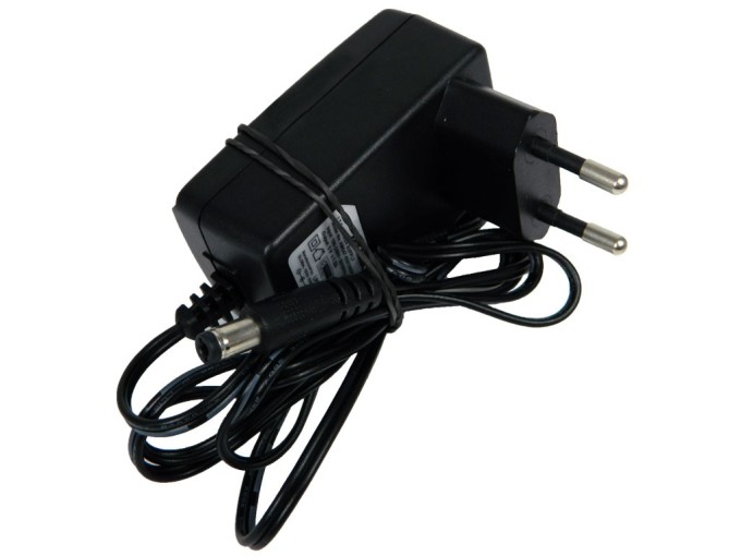 Univerzální impulzní napáječ 5V / 1A A05P1-05MP