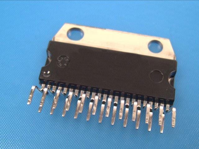 HA13154A NF-KS Integrovaný obvod 18V 3A 4x15W 40dB