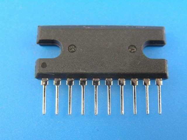 LA4270 NF-KS 35V 3.5A 2x7W