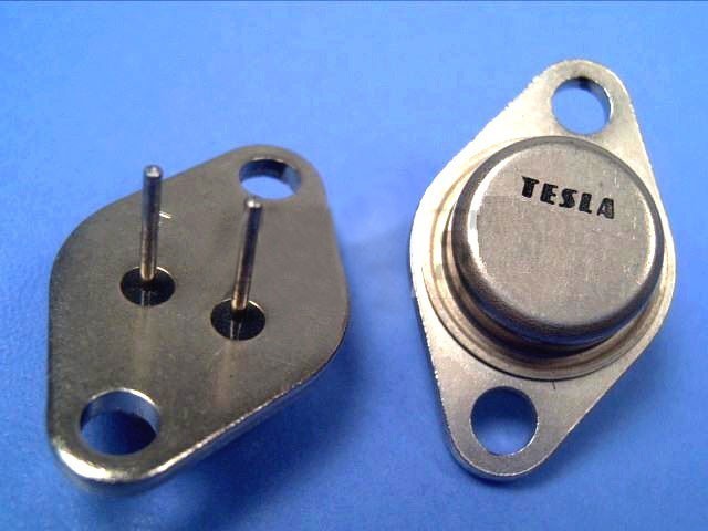 Tranzistor KU612 NPN 120/80V 3A 10W 30MHz