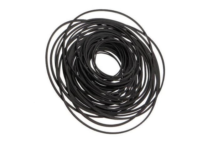 Sada 50 čtvercových řemenů pro kazetové magnetofony