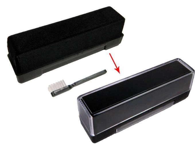 Karbonový kartáč pro čištění gramofonových desek BRUSH-3 ANALOGIS