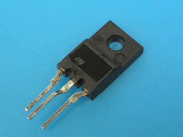 Tranzistor ST1803DFP NPN s diodou 1500V 8A 30W