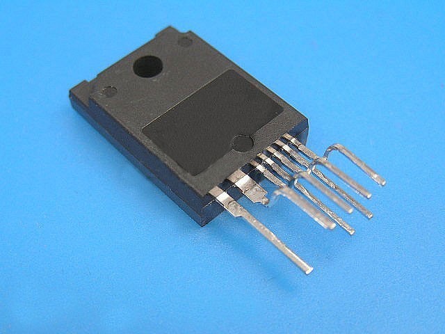 STRX6556 - Výkonový obvod impulsního zdroje