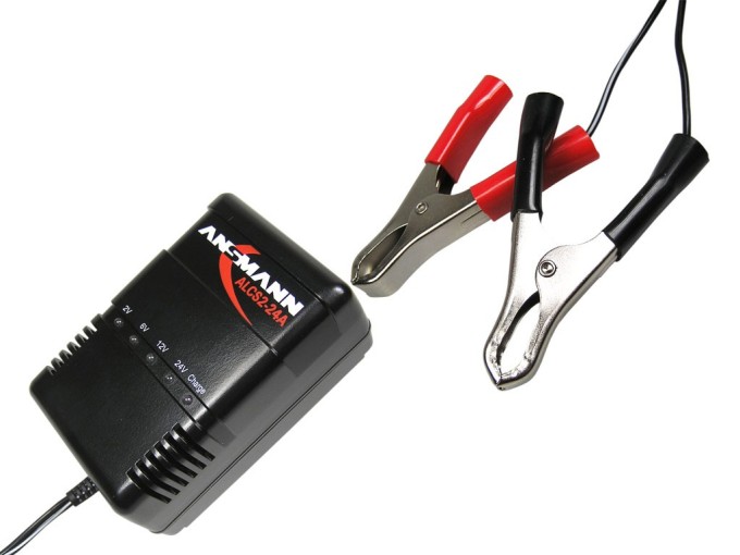 Nabíječka ANSMANN ALCS2-24A pro olověné akumulátory