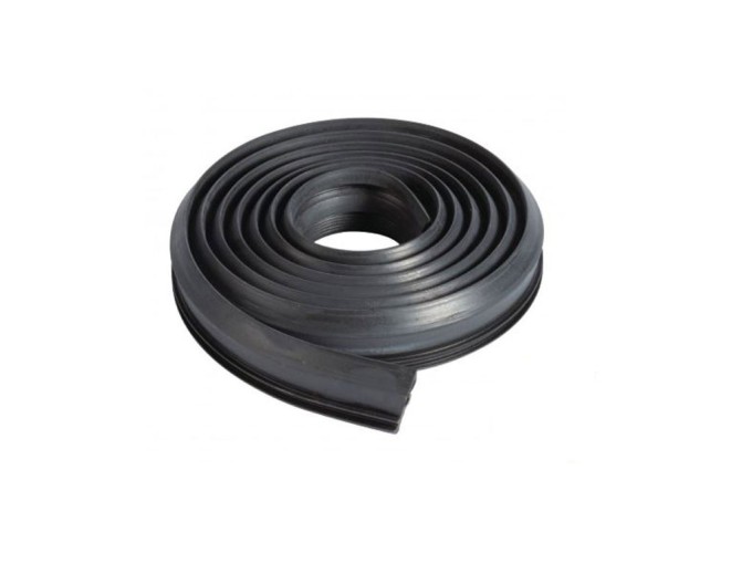 Těsnění dvířek myčky Whirlpool 481246668564