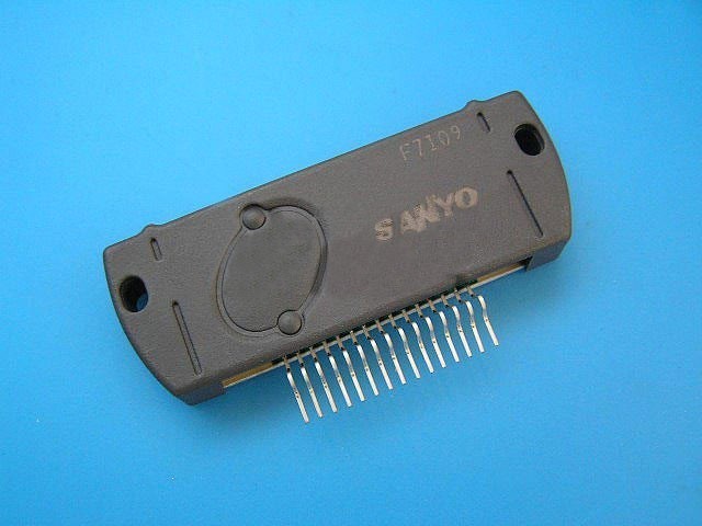 STK433-120 a STK433-130 - Integrované obvody NF-KS