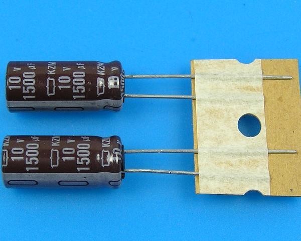 Nippon KZM 1500uF/10V Kondenzátor - 105°C, nízký ESR, dlouhá životnost