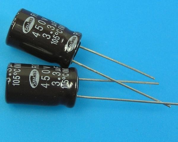 Kondenzátor elektrolytický 3,3uF/450V 105°C Samwha RD