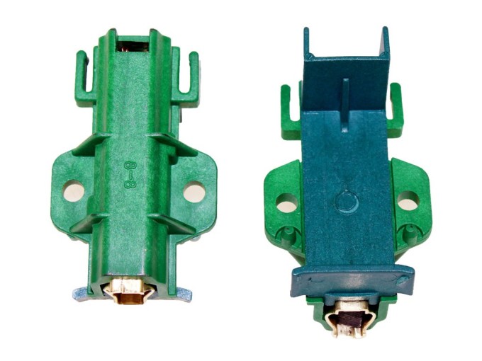 Uhlíkové kartáče do motoru 4,95 x 12,35 x 33 mm s držákem - pár