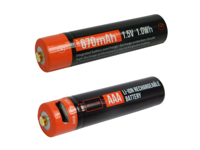 Nabíjecí baterie 1.5V AAA 670mAh Li-ion s micro-USB