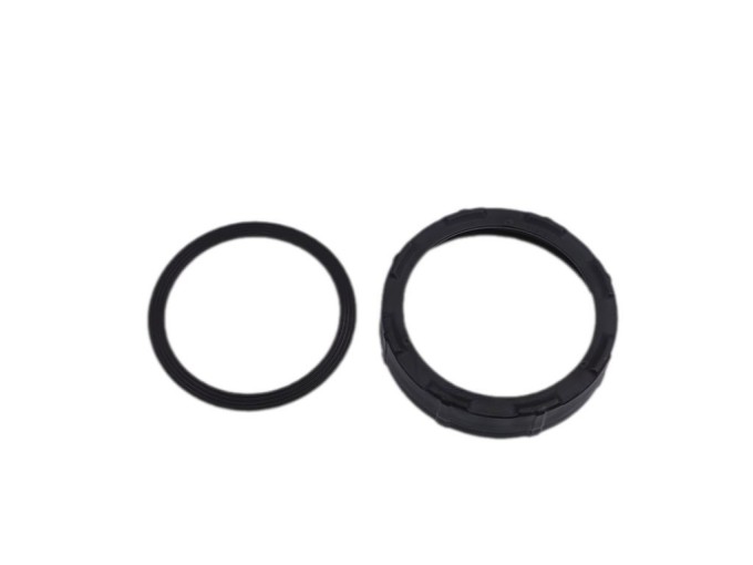 Těsnění a matka nožové vložky mixéru Braun 4184