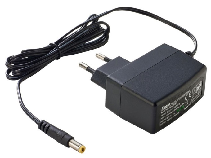 Univerzální impulzní napáječ 7.5V / 1.6A s konektorem 5.5x2.1mm