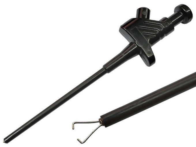 Bezpečnostní měřicí hrot na banánek prům. 4mm, do 1kV, 2 péra, černý