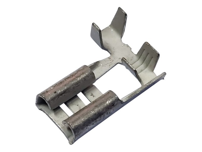 Faston konektor 6.3mm - úhlová zásuvka 90°