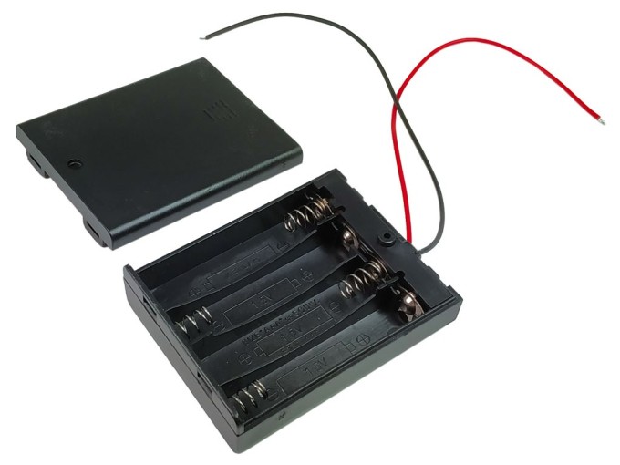 Pouzdro na baterie 4x AAA s vypínačem a vývodem vodiče