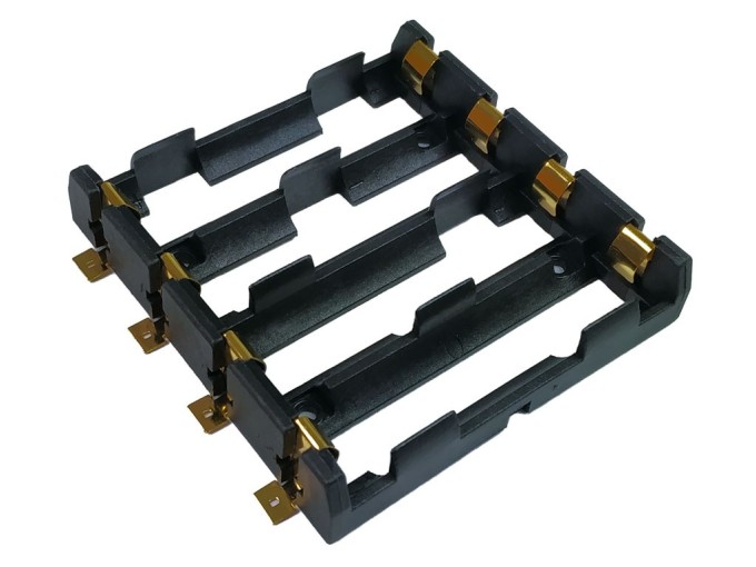 Pouzdro na baterie 4x18650 s pozlacenými vývody