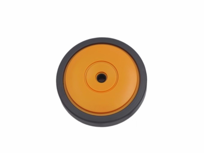 Zadní kolo pro vysavač ETA 0467 Profi