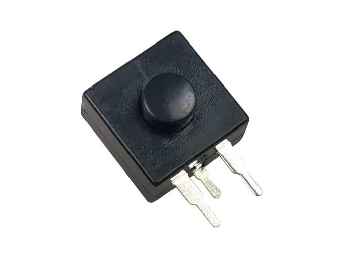 Mikro přepínač 213WD s aretací