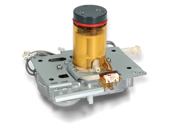 Průtokový ohřívač kávomatu DeLonghi 7313213911