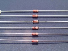 ZD 9V1 0.5W Zenerova dioda 9,1V BZX55C9V1