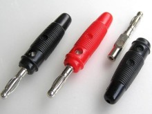 Banánek 10A s příčnou zdířkou - černý BC-025/B