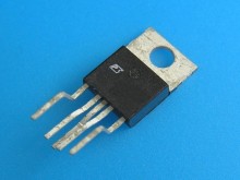 TOP233Y - Výkonový obvod pro impulsní zdroje