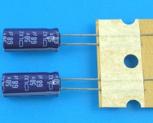 Kondenzátor elektrolytický 68uF/50V - 105°C Nippon LXZ, low ESR