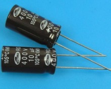Kondenzátor elektrolytický 10uF/400V 105°C Samwha RD