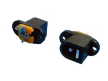 Napájecí konektor 5.5 x 2.5mm s límcem a pájecím uchycením