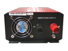 Měnič napětí 12V/230V 600W SINUS pro automobily a karavany