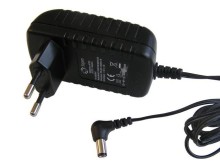 Napáječ univerzální impulzní 12V / 1,5A, konektor 5,5x2,1mm